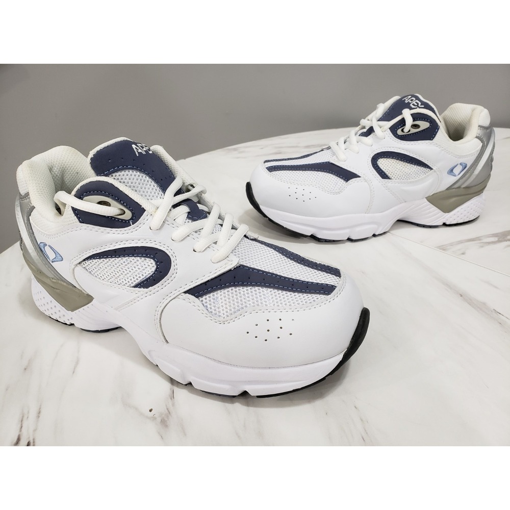 NEW NO BOX -‎ SIZE 8.5 WIDE Apex X521M Men's Boss Runner